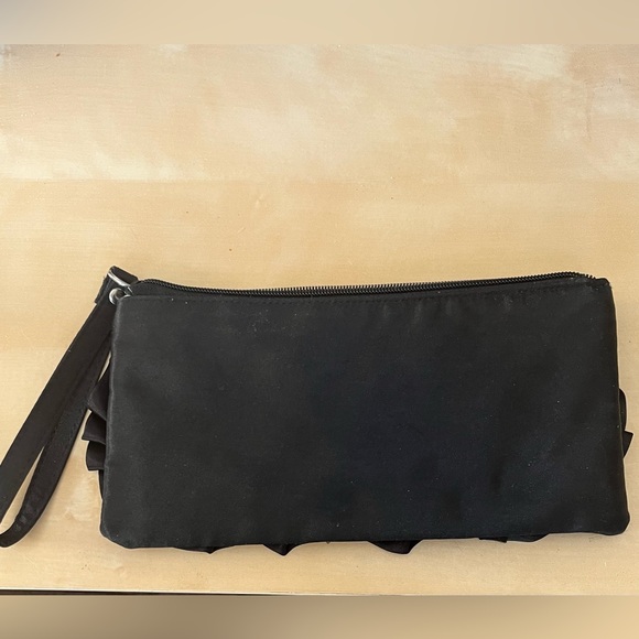 Steve Madden Formal Black Wristlet Clutch Purse with Rose Shaped Embellishments - Picture 4 of 5